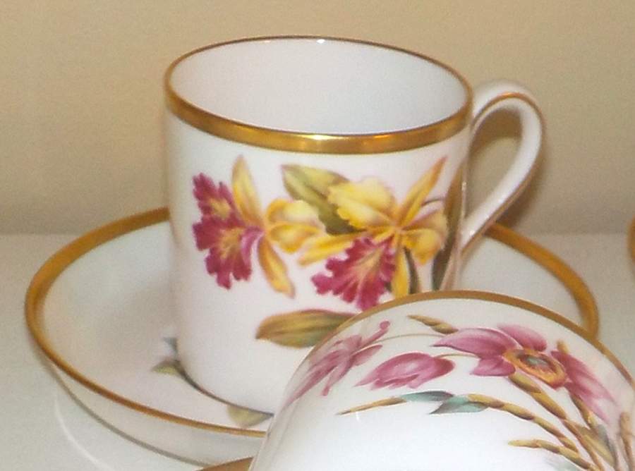 Y5552 (Smooth) Flat Demitasse Cup & Saucer Set by Spode-1