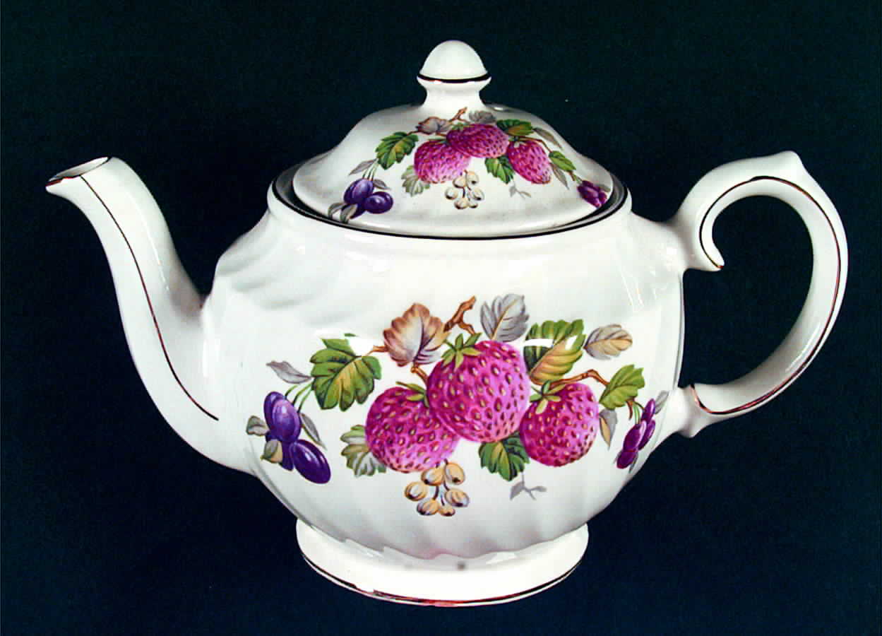 4709 Teapot & Lid by Sadler-1
