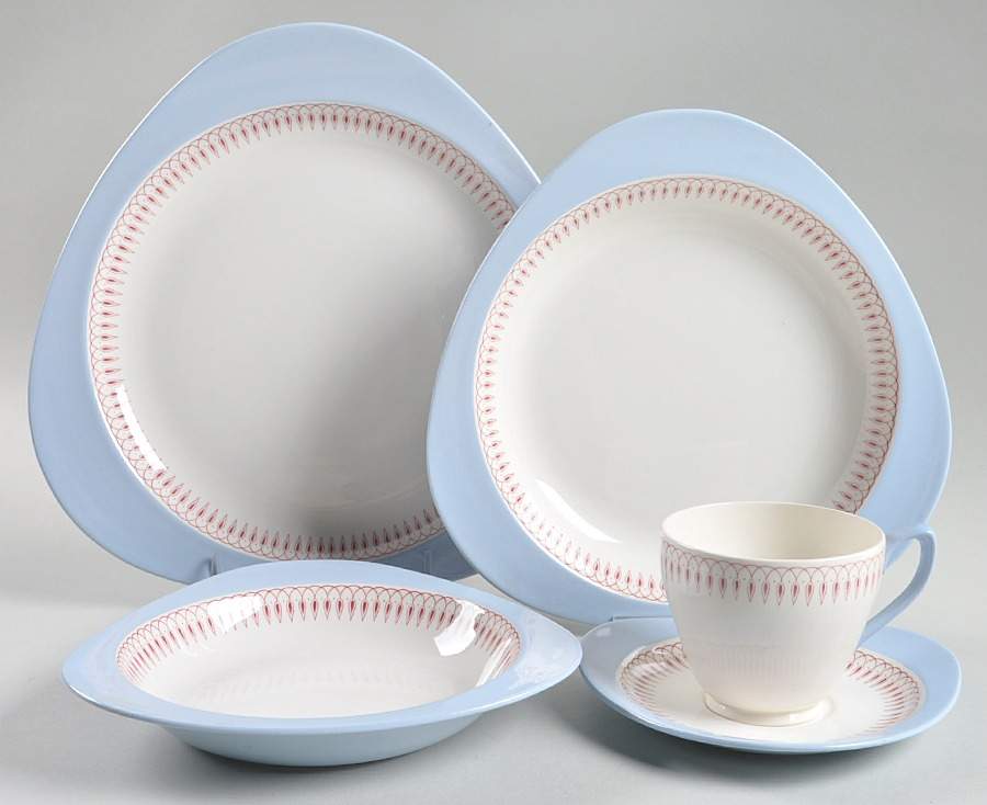 Chandelier 5 Piece Place Setting by Spode-1