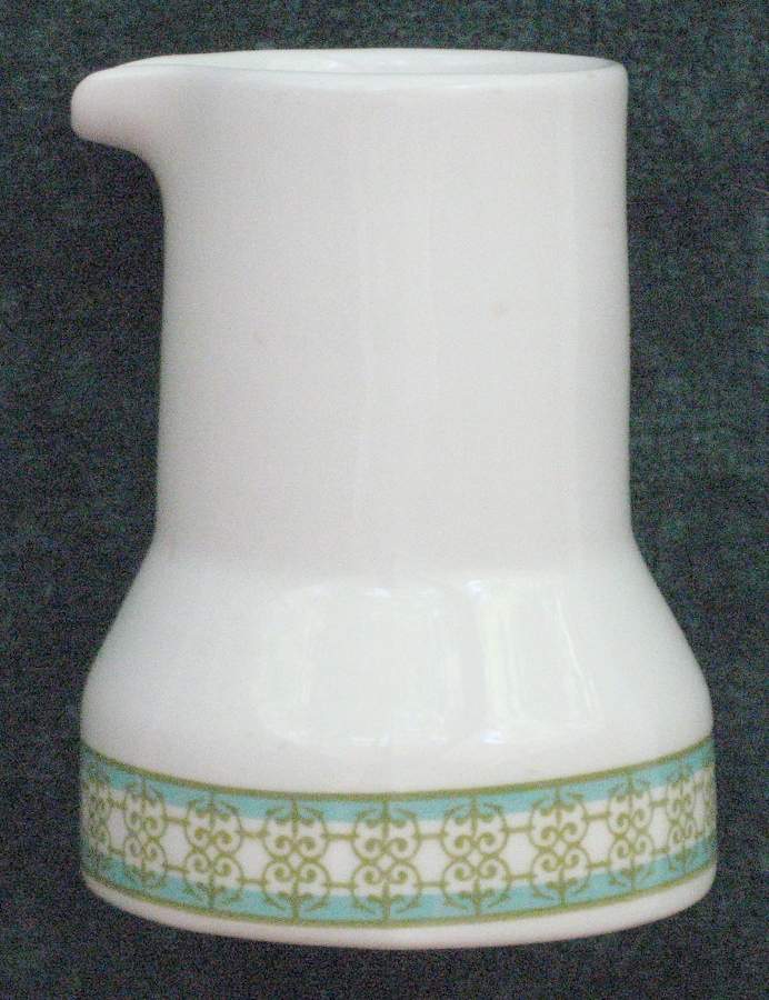 Magna-Green Mini Creamer by Shenango-1