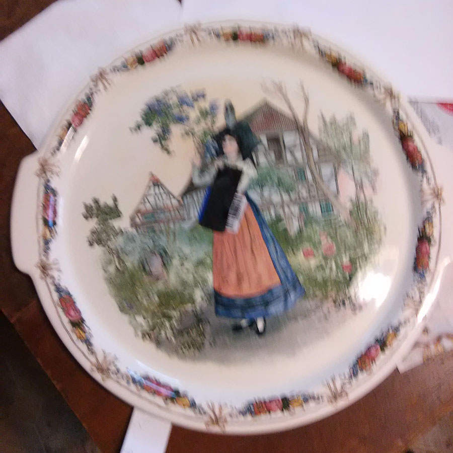 Obernai Handled Cake Plate by Sarreguemines-1