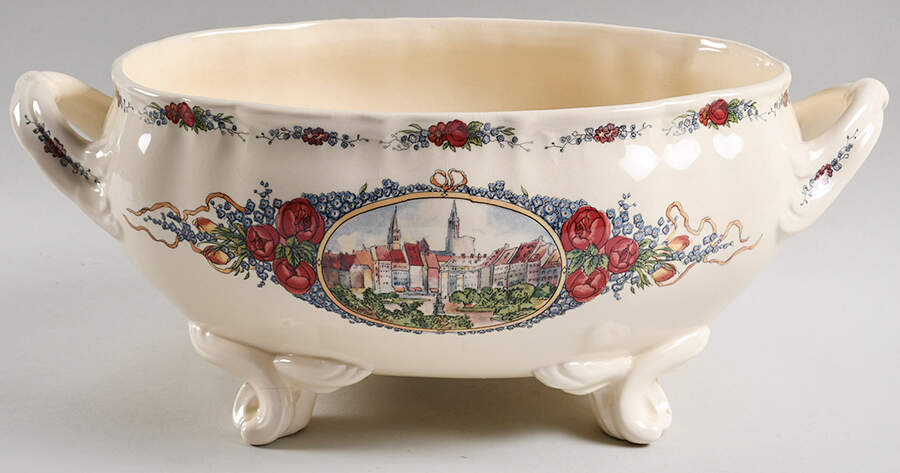 Obernai 4-Toed Tureen No Lid by Sarreguemines-1