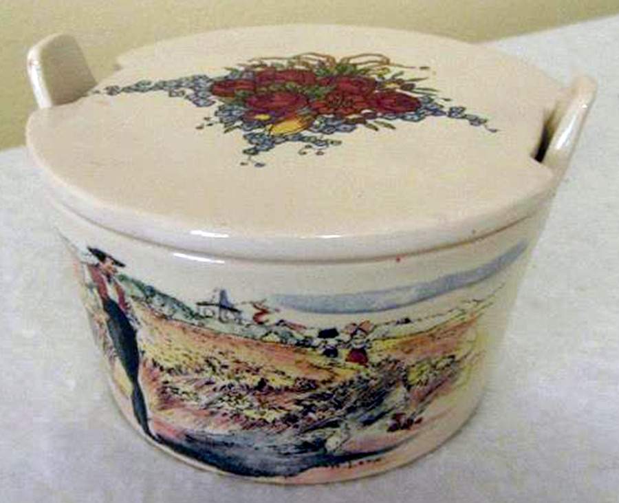 Obernai Butter Tub & Lid by Sarreguemines-1