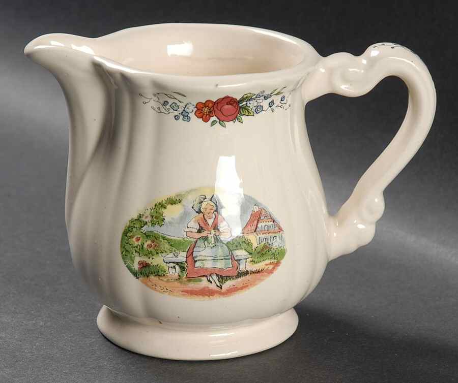 Obernai Creamer by Sarreguemines-1