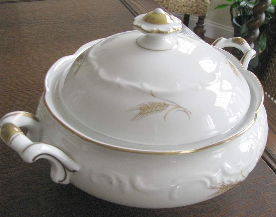 SCH243 Round Covered Vegetable by Schumann - Bavaria-1