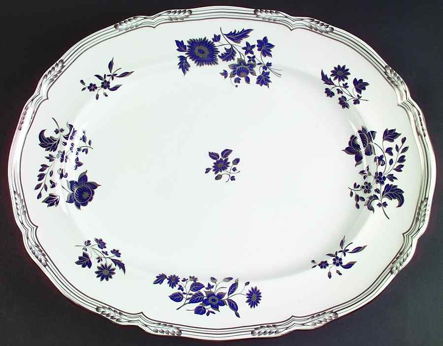 Pennington Platinum 14" Oval Serving Platter by Spode-1
