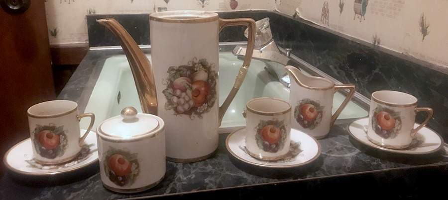 7550 Flat Cup & Saucer Set by Sadek-1