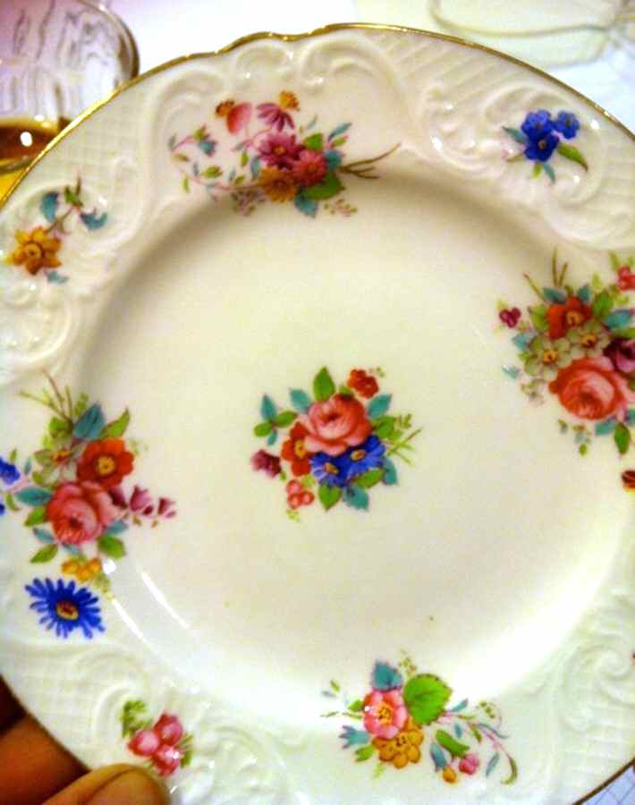 R564 Dinner Plate by Spode-1