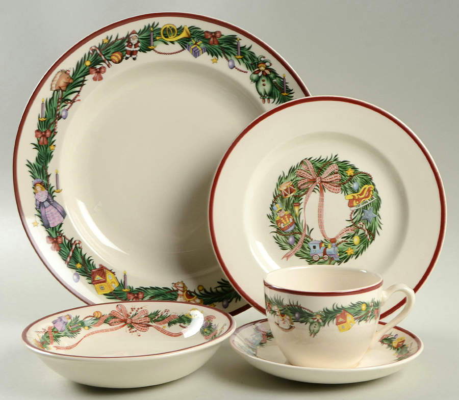 Christmas Memories 5 Piece Place Setting by Spode-1