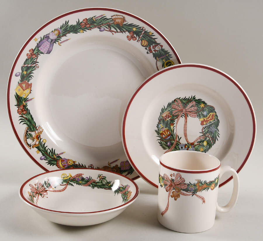 Christmas Memories 4 Piece Place Setting by Spode-1