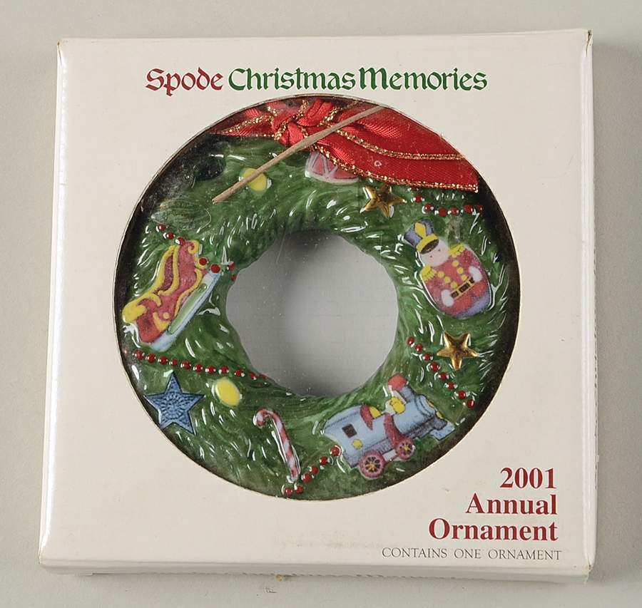 Christmas Memories Annual Ornament by Spode-1