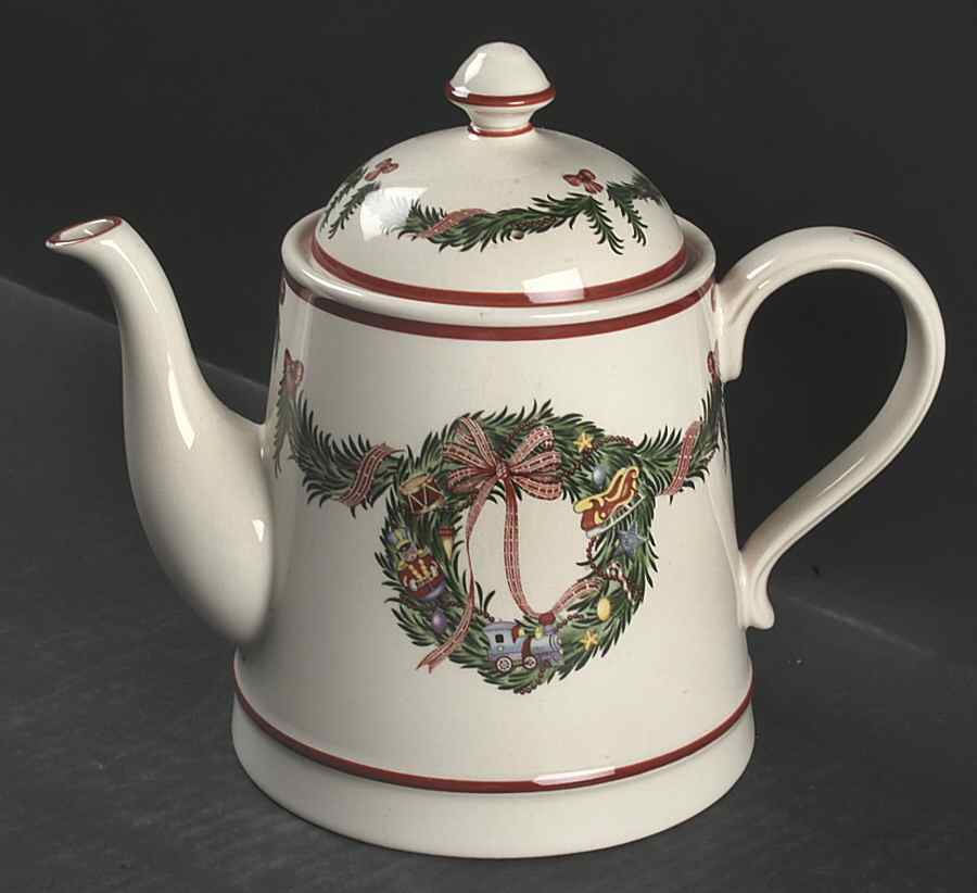 Christmas Memories Teapot & Lid by Spode-1