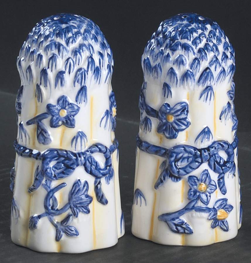 Imperial Garden Accessories Figural Salt & Pepper Set by Spode-1