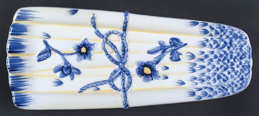 Imperial Garden Accessories Asparagus Spoon Rest by Spode-1