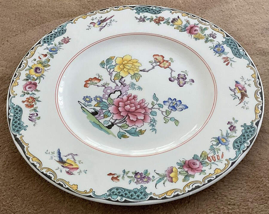 Y5920 Dinner Plate by Spode-1