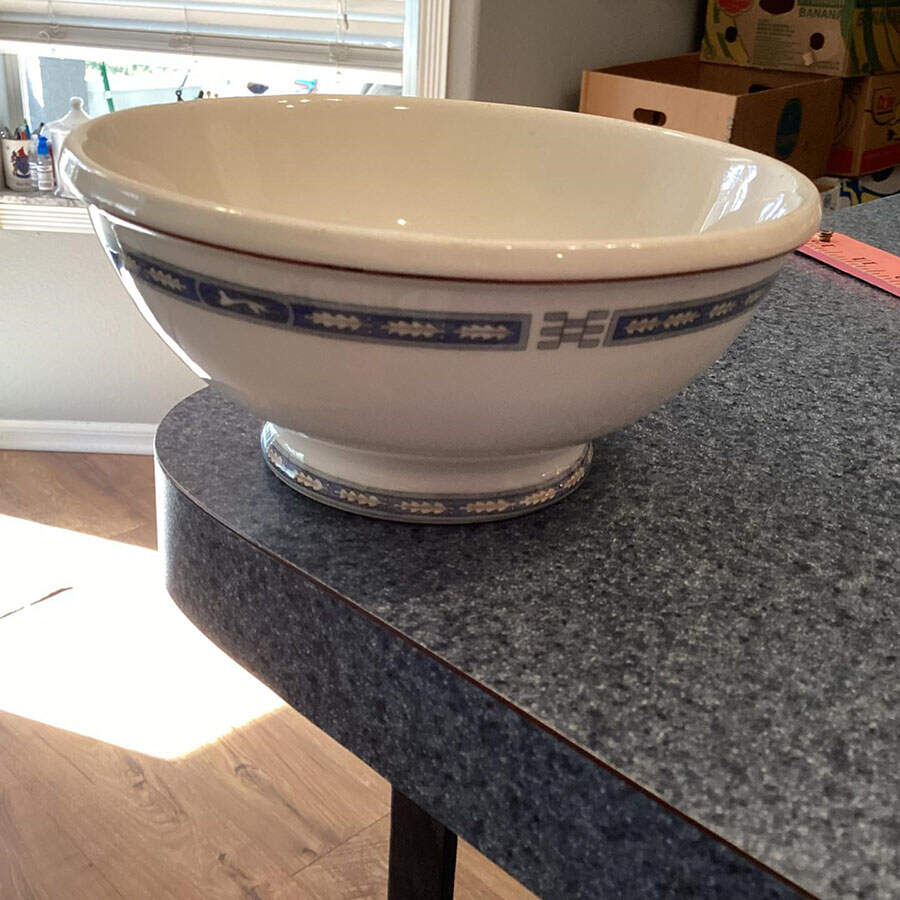 SY443 Cranberry Bowl by Syracuse-1