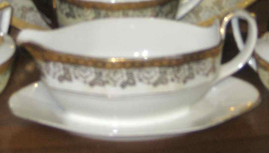 SUB7 Gravy Boat with Attached Underplate by Superior Bavaria-1