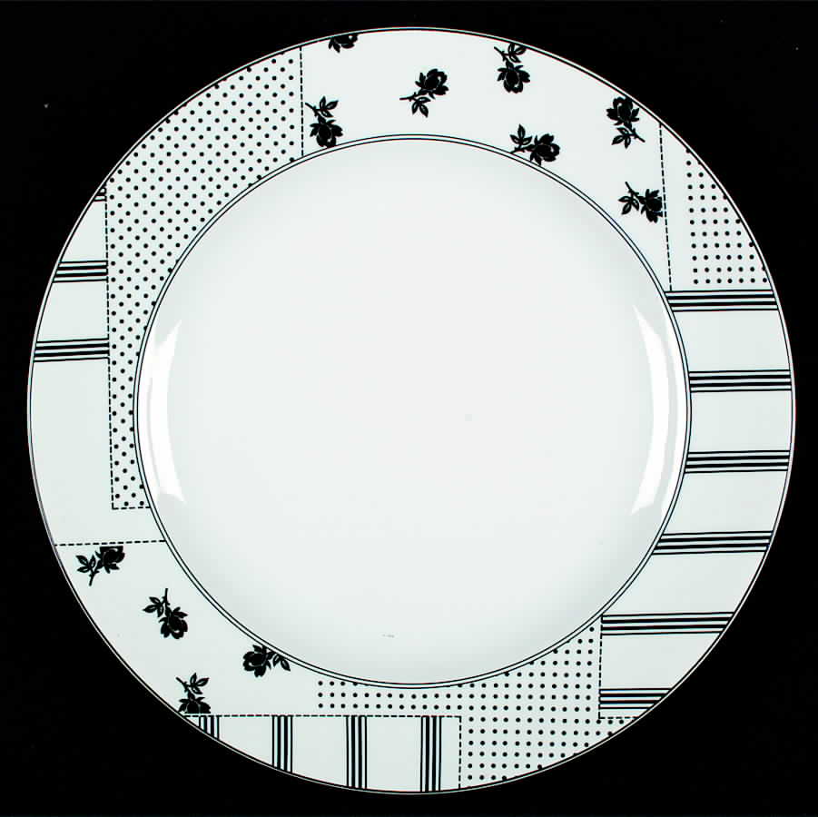 Evening Concerto Dinner Plate by Studio Nova-1