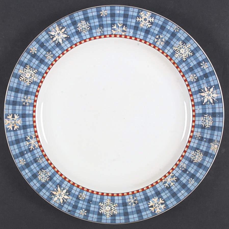 Snowflake Dinner Plate by Sakura-1