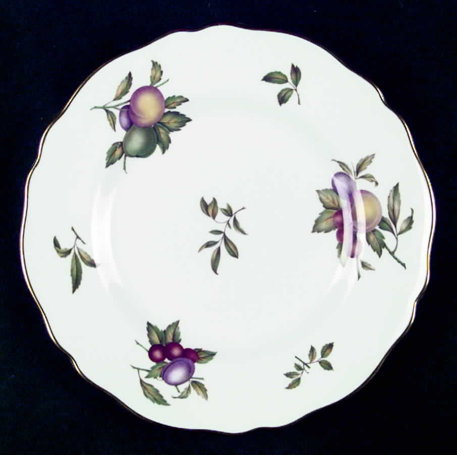 Blenheim (Scalloped) Luncheon Plate by Spode-1