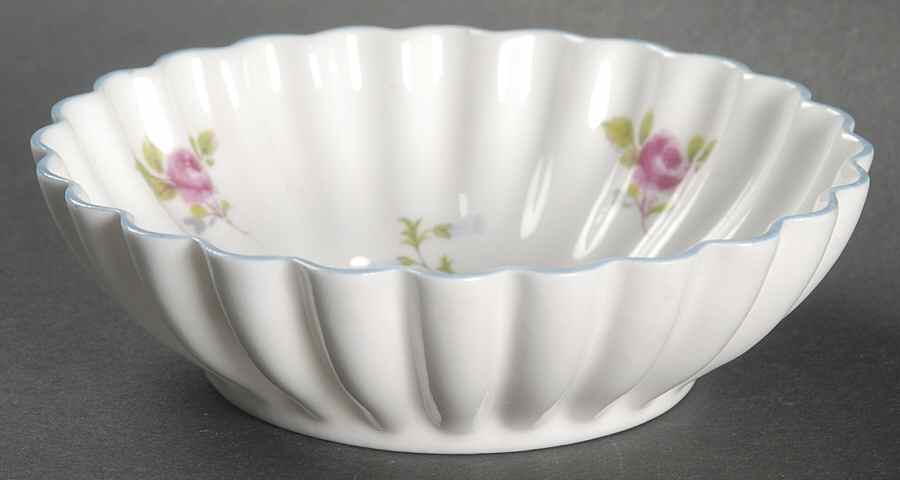 2303 (Dainty Shape) Nut Dish by Shelley-1