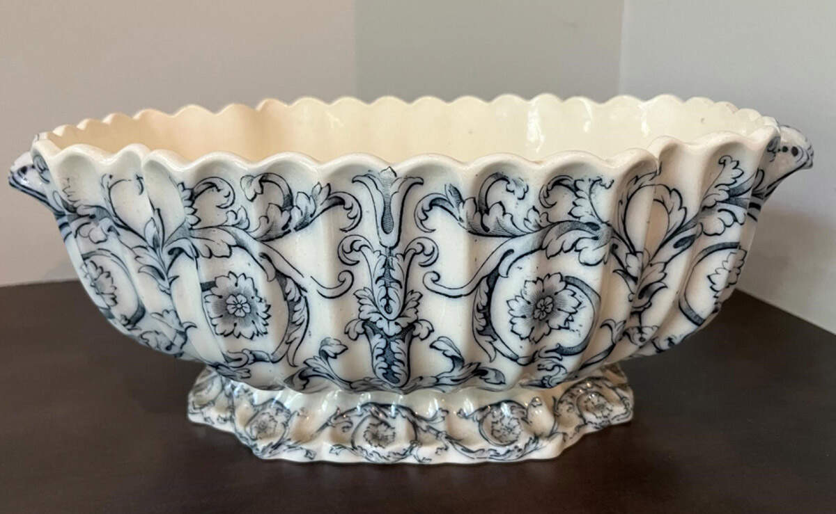 Rome Blue Gray Tureen No Lid by Spode-1