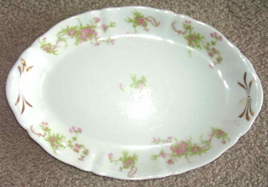 53203 14" Oval Serving Platter by Syracuse-1