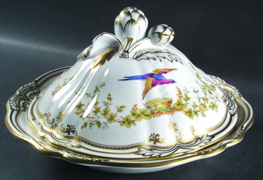 Chelsea Bird (Raised Gold Dots) Round Covered Vegetable by Spode-1