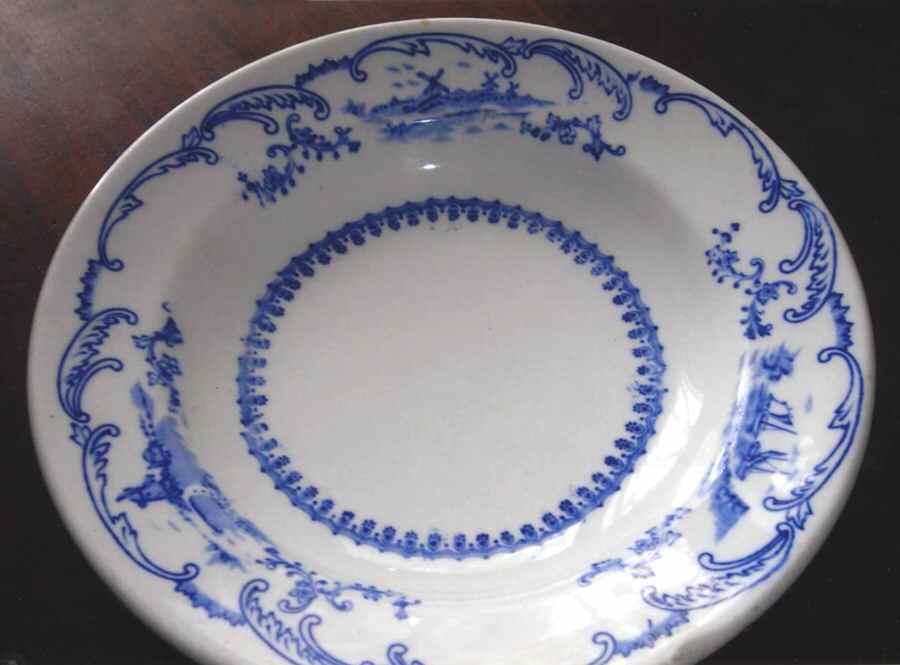 New Holland Hotel Rim Soup Bowl by Shenango-1