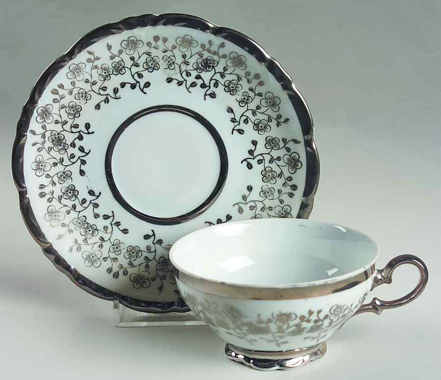 SCG26 Footed Cup & Saucer Set by Schirnding-1