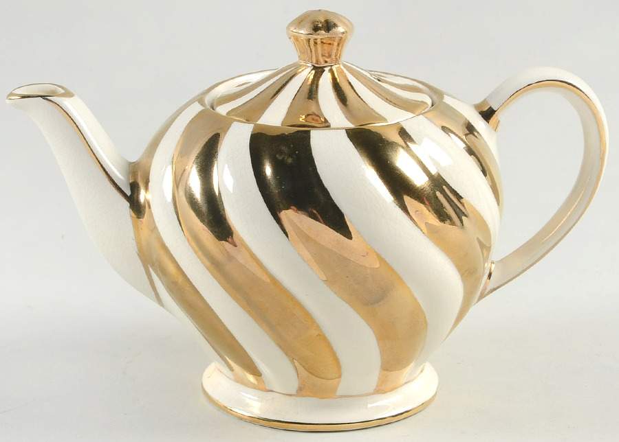 1552 Individual Teapot & Lid by Sadler-1
