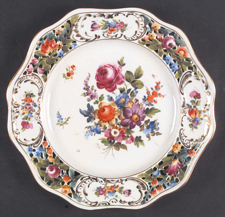 SXP3 Dinner Plate by Saxonian-1
