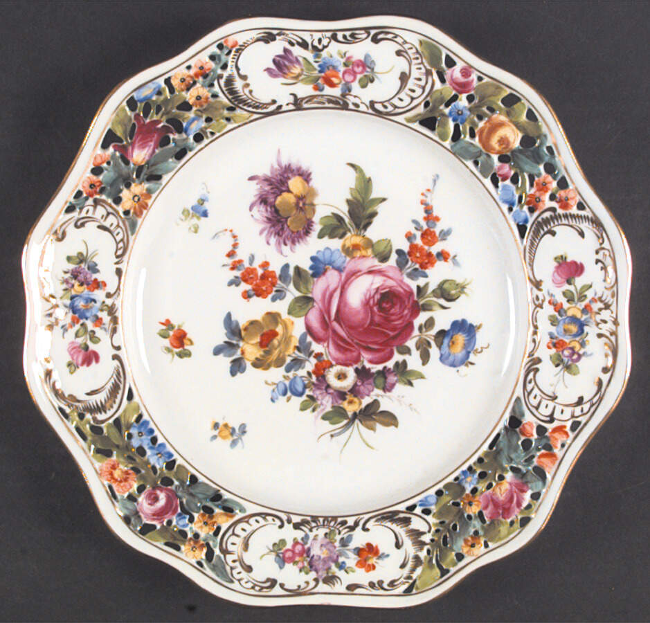 SXP3 Dinner Plate by Saxonian-1