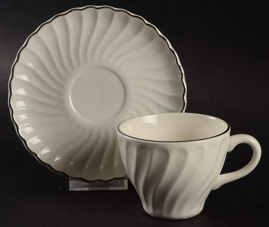 Platinum Swirl Flat Cup & Saucer Set by SCIO-1