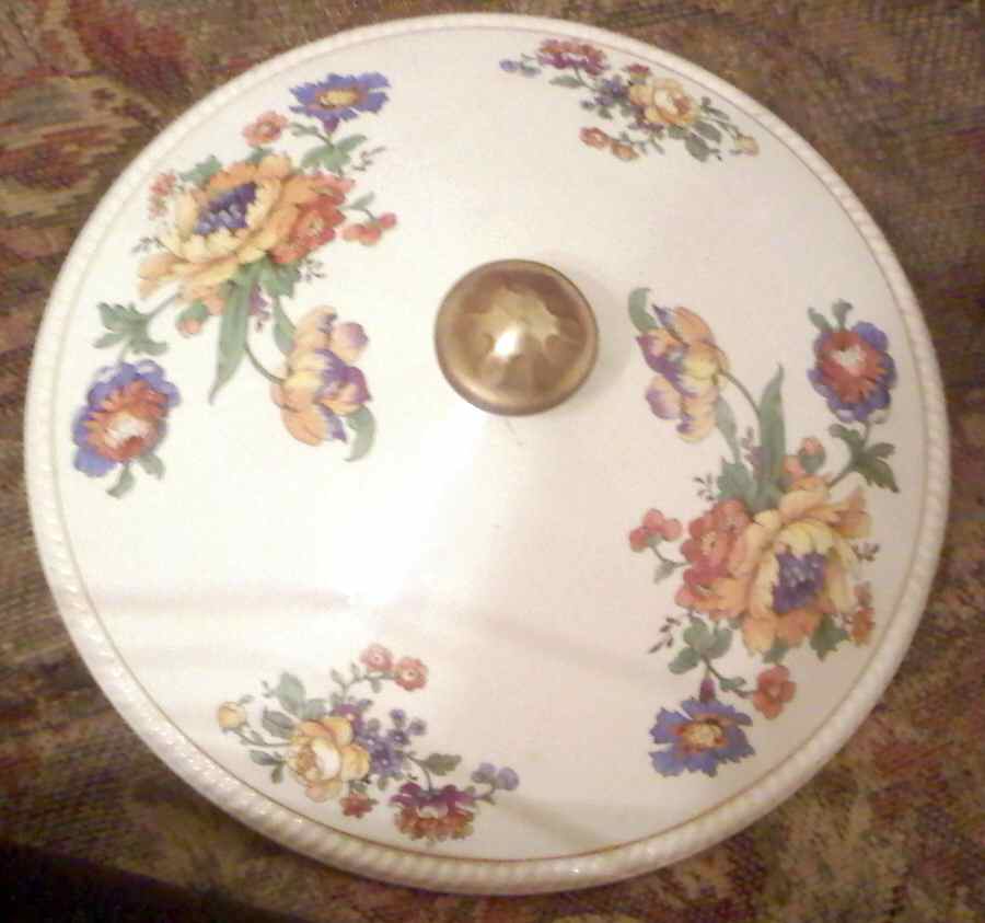 SEB62 Lid for Round Vegetable by Sebring Pottery-1