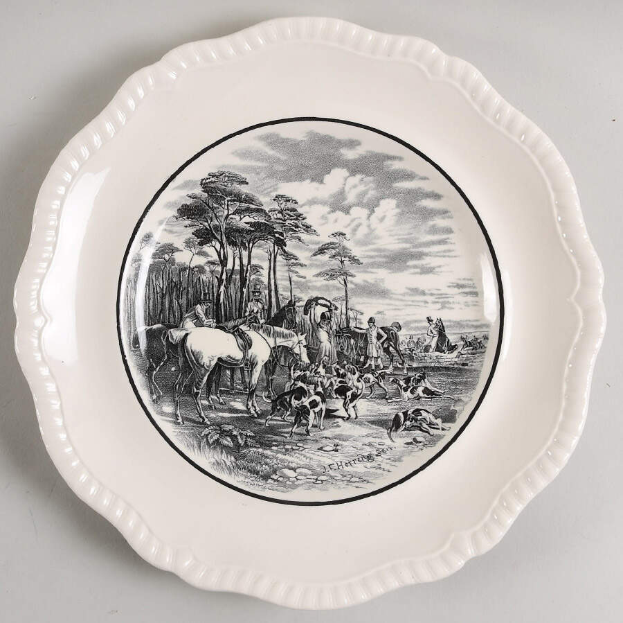 Herring Hunt Dinner Plate by Spode-1