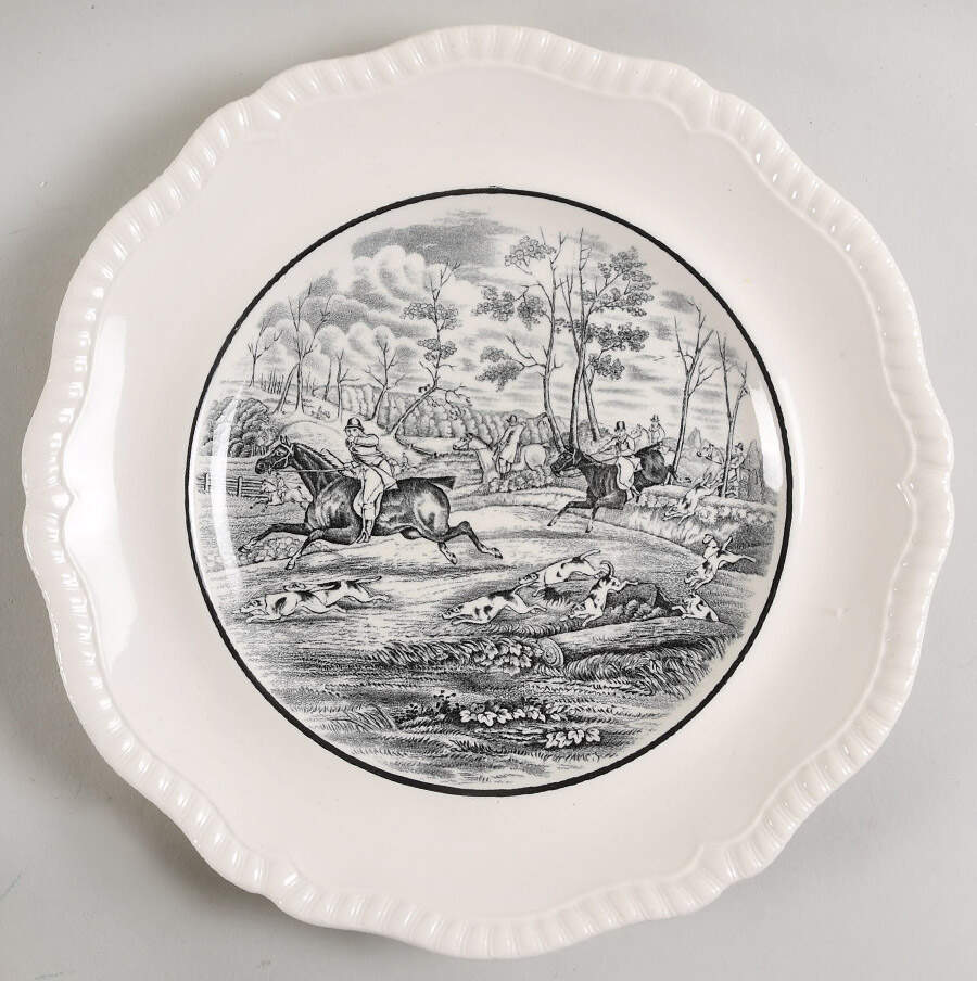 Herring Hunt Dinner Plate by Spode-1
