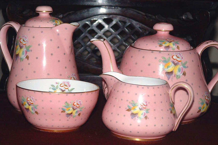 Old Concord Pink (Marlborough) Teapot & Lid by Spode-1