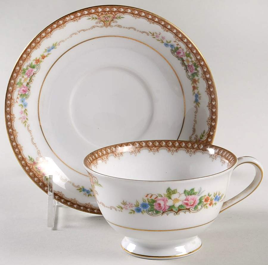 SAN59 Footed Cup & Saucer Set by Sango-1