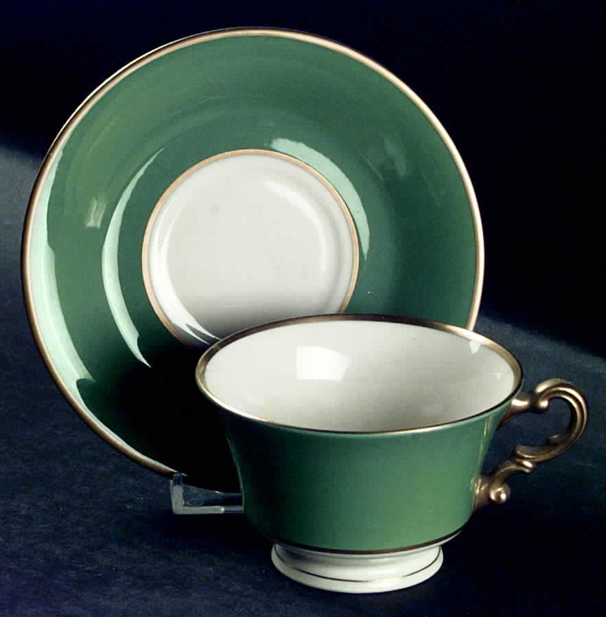 SY470 (GOLD TRIM) Footed Cup & Saucer Set by Syracuse-1