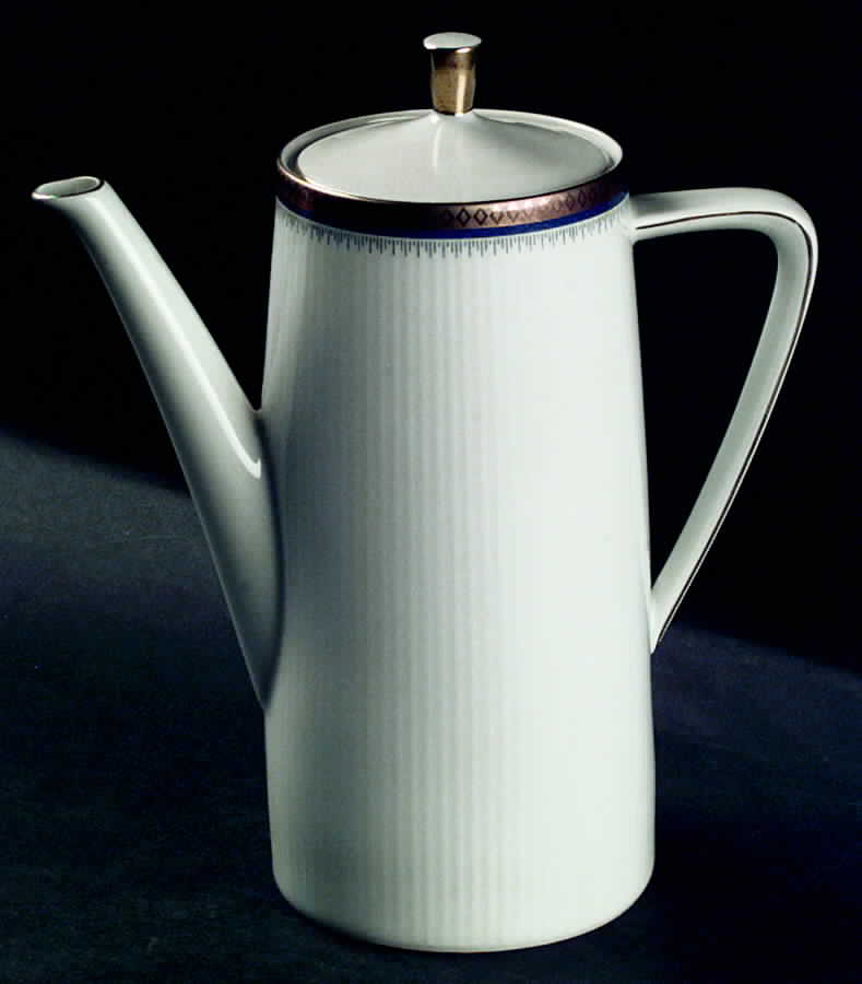 25744 Coffee Pot & Lid by Seltmann-1