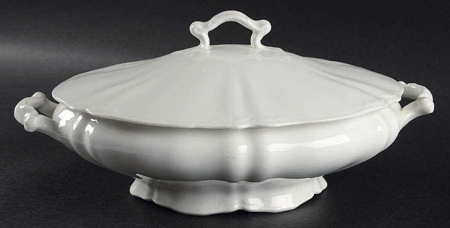 SY543 Oval Covered Vegetable by Syracuse-1