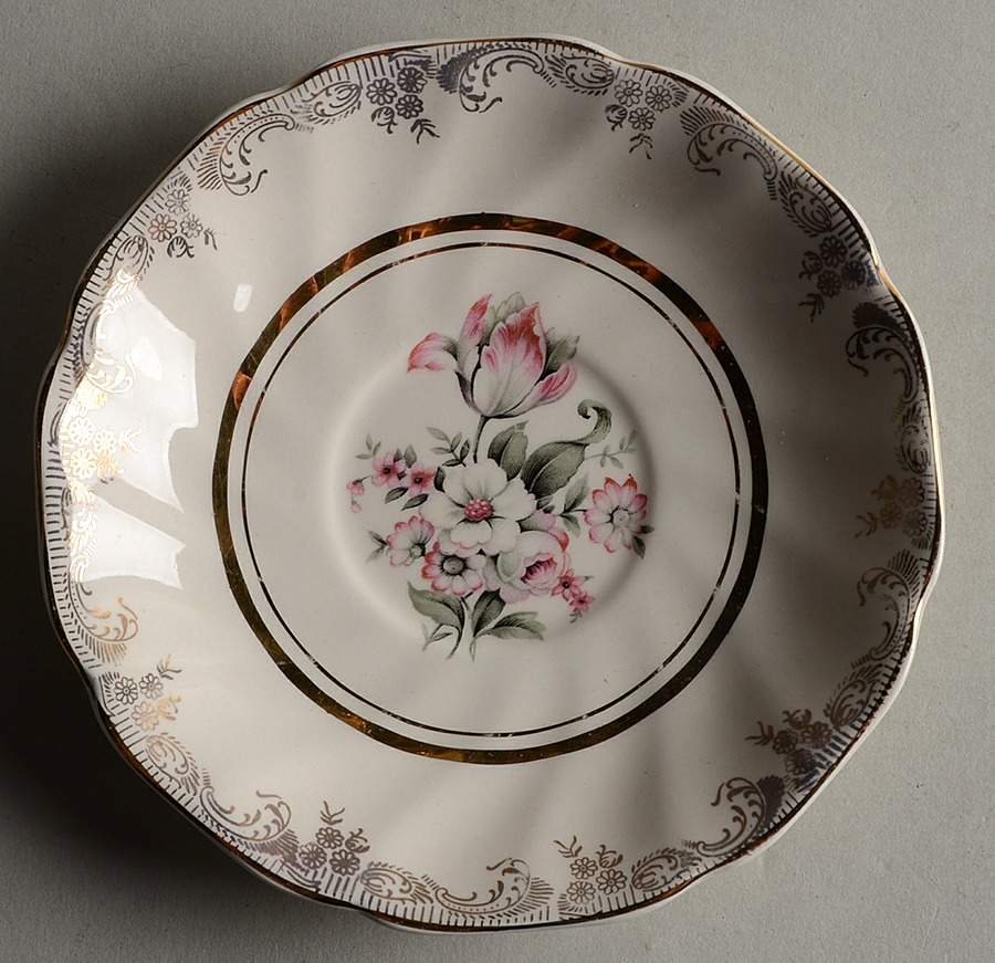 Windsor Saucer by Sovereign Potters-1