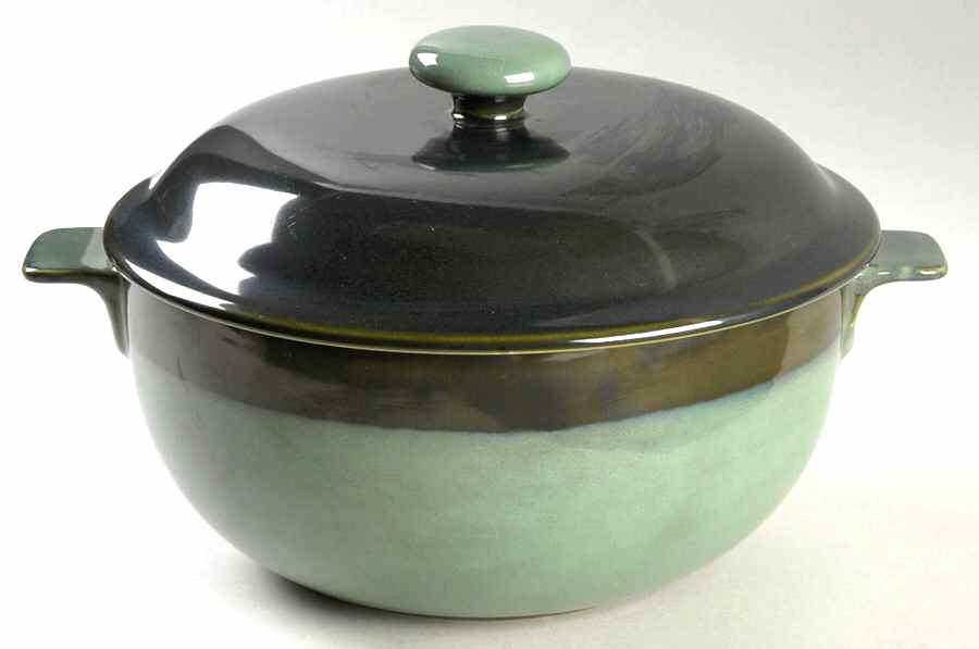 Nova Green 3 Quart Round Covered Casserole by Sango-1