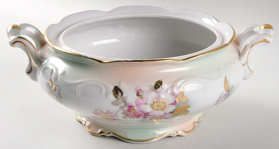 Wild Rose (Scallop, Rim , Not Embossed) Round Vegetable No Lid by Schumann - Bavaria-1