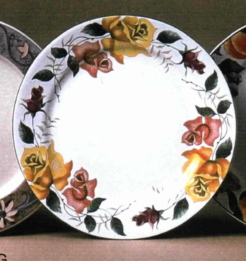 Rose Petal Dinner Plate by Sakura-1
