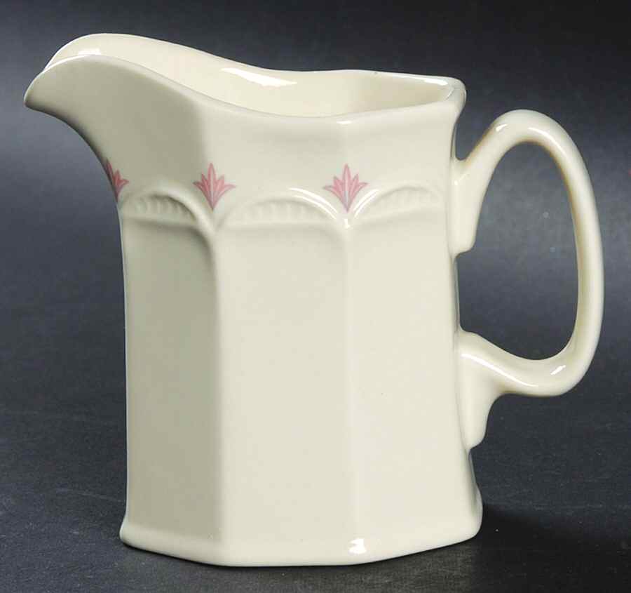SLE18 Creamer by Steelite-1