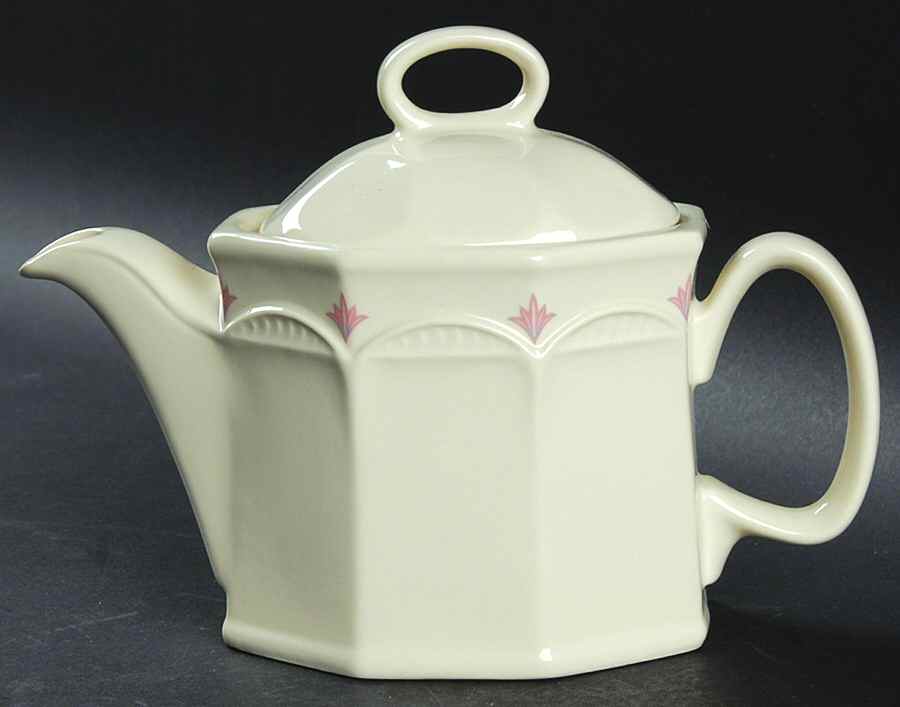 SLE18 Teapot & Lid by Steelite-1