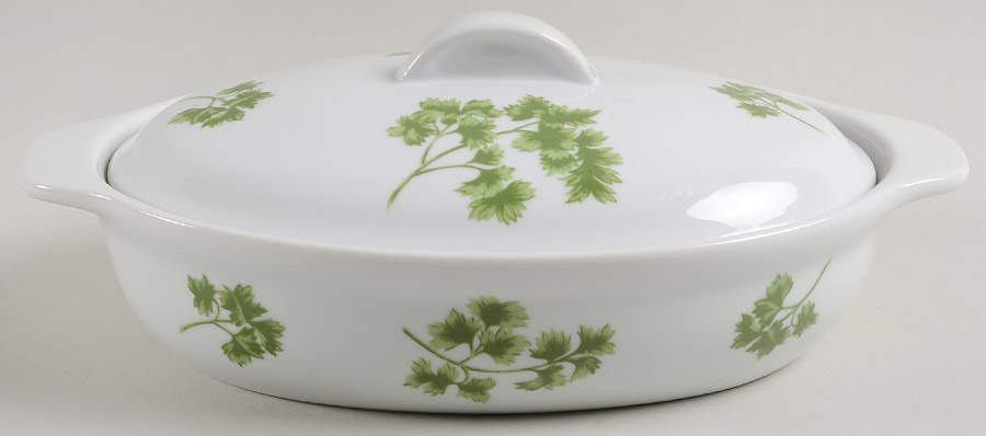 Parsley 1.5 Pint Oval Covered Casserole by Sadek-1
