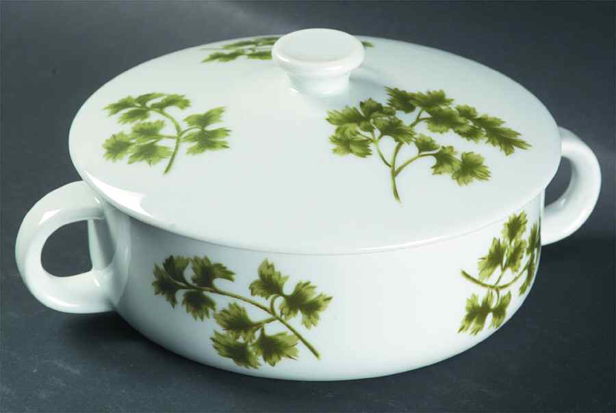 Parsley Individual Casserole & Lid by Sadek-1